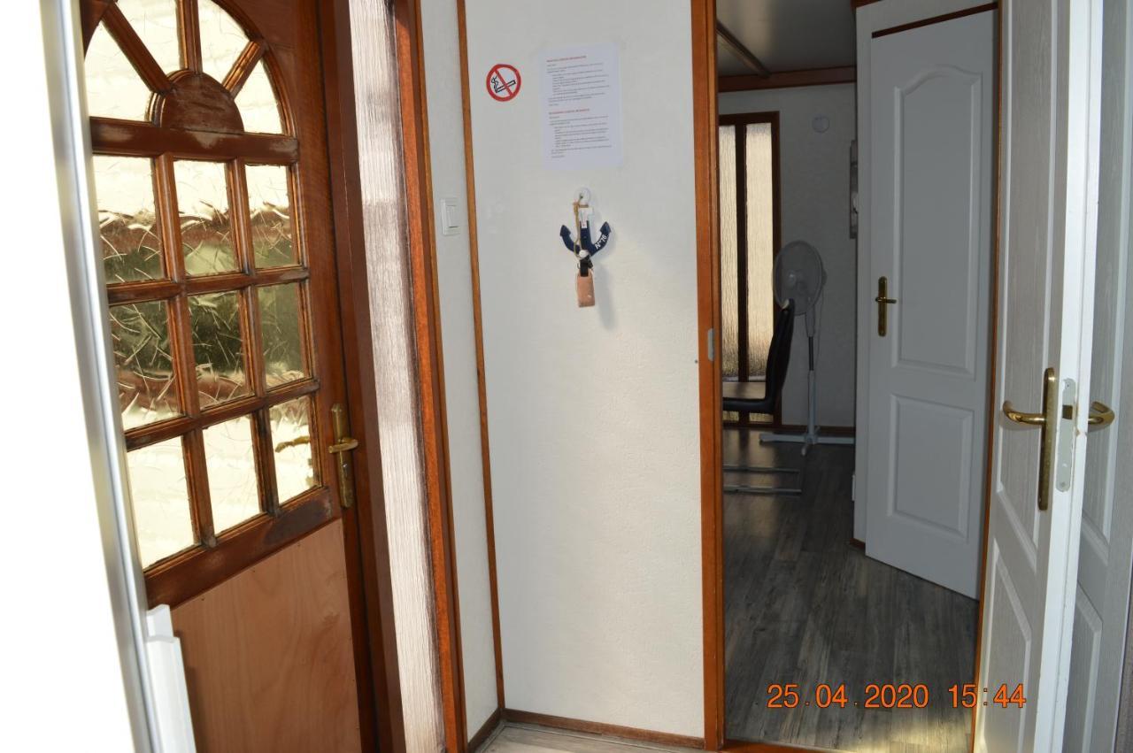 Vakantie Chalet マックム エクステリア 写真