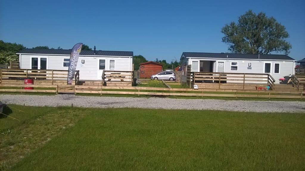 Vakantie Chalet マックム エクステリア 写真